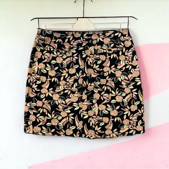 Loft skirt - Picture 2 of 8